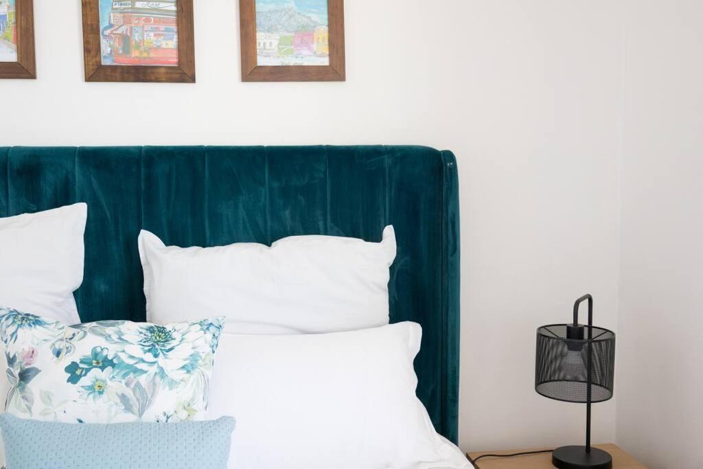 Modern, Trendy And Comfortable 2 Bedroom Apartment In Cape Town Eksteriør bilde
