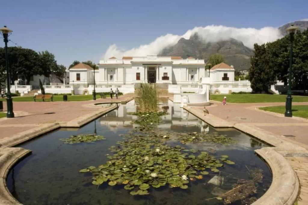 Modern, Trendy And Comfortable 2 Bedroom Apartment In Cape Town Eksteriør bilde