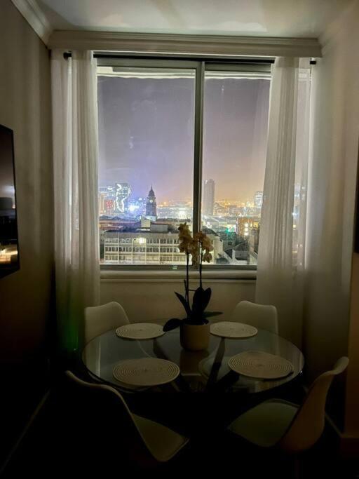 Modern, Trendy And Comfortable 2 Bedroom Apartment In Cape Town Eksteriør bilde