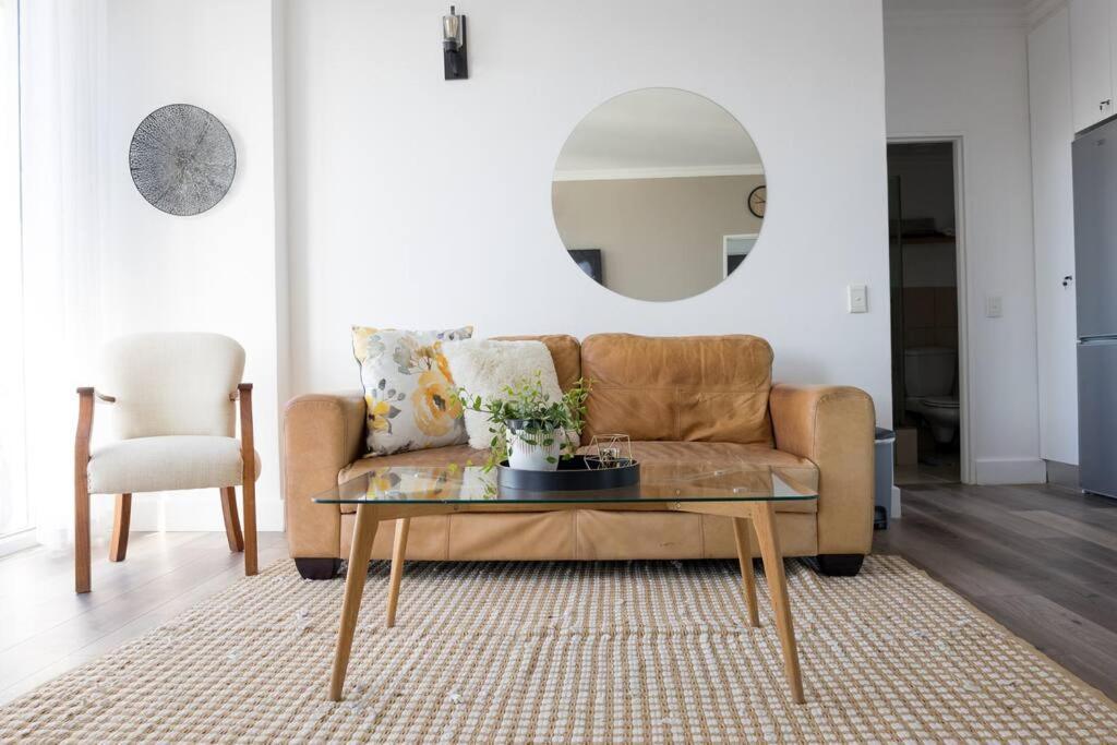 Modern, Trendy And Comfortable 2 Bedroom Apartment In Cape Town Eksteriør bilde