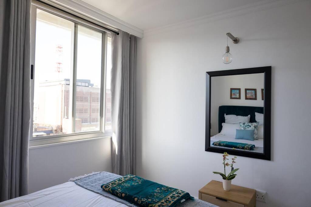 Modern, Trendy And Comfortable 2 Bedroom Apartment In Cape Town Eksteriør bilde